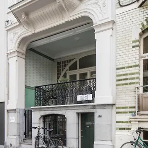 Spacious Belle Epoque House With Free Parking Vakantiehuis